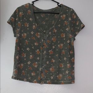 Crop button top